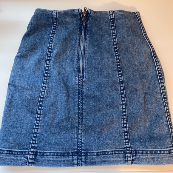 Free people jean skirt - Picture 2 of 3